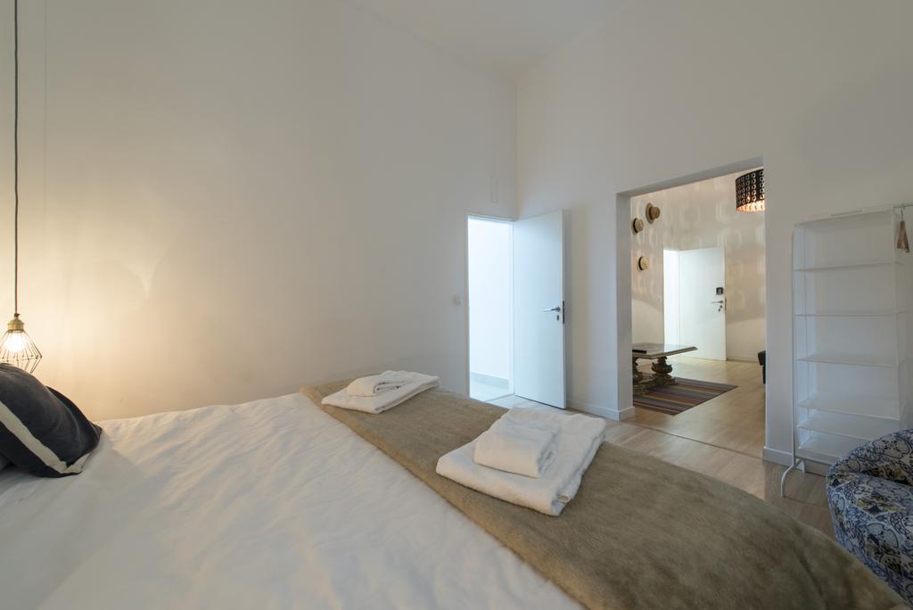 Old Town Lx Suites Lisbona Esterno foto